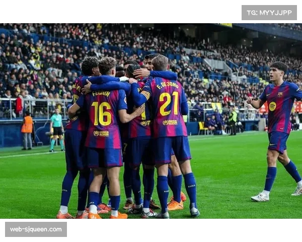 亚马尔遭球迷狂嘘,进球后以-嘘声手势-回应